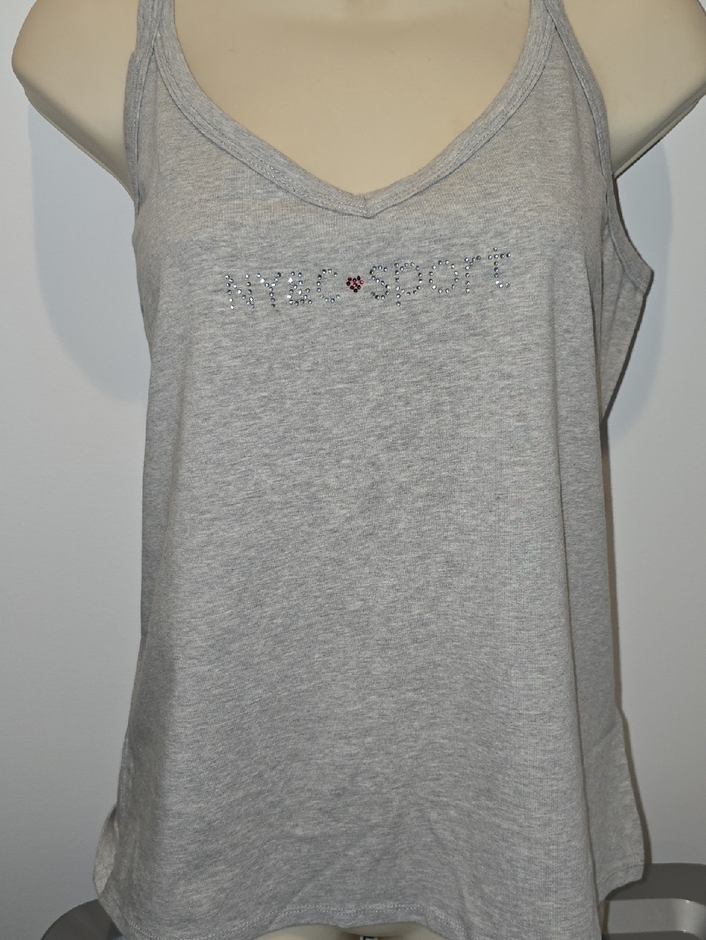 New York & Company Light Gray  Ribbed V-Neck Tank with Crystal Accent LARGE